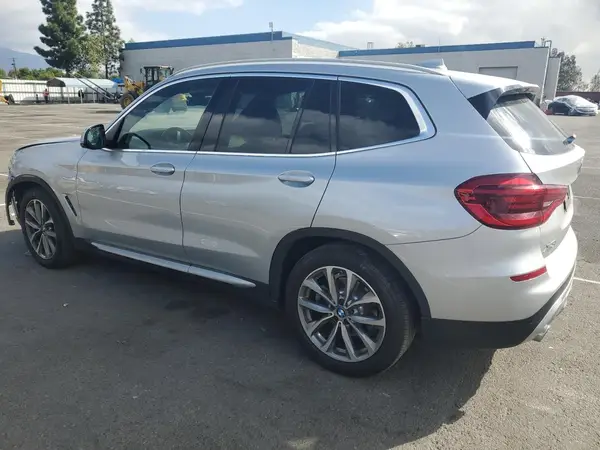 5UXTR7C54KLF27724 2019 BMW X3 - Image 2