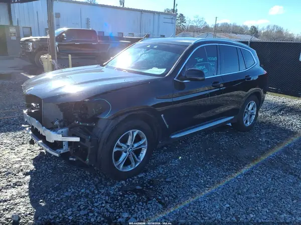 5UXTR7C54KLF32003 2019 BMW X3 - Image 2