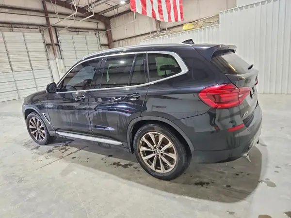 5UXTR7C54KLF32518 2019 BMW X3 - Image 2