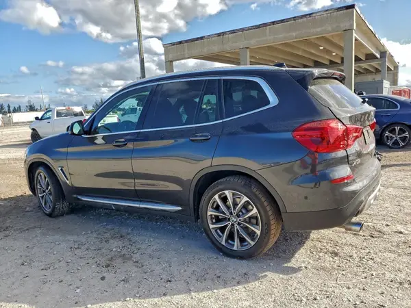 5UXTR7C54KLF33989 2019 BMW X3 - Image 2