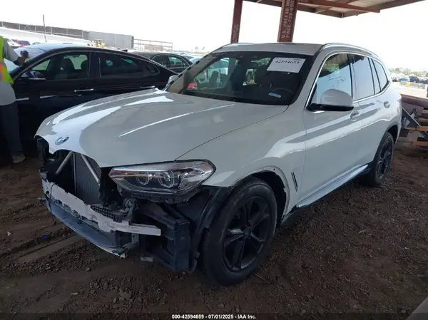 5UXTR7C54KLF34446 2019 BMW X3 - Image 2