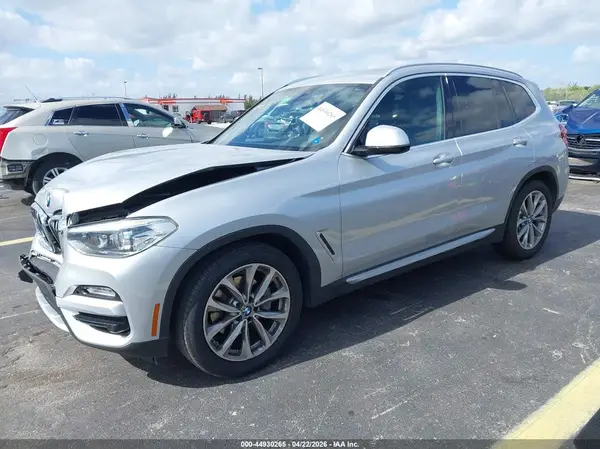 5UXTR7C54KLF37329 2019 BMW X3 - Image 2