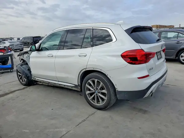 5UXTR7C54KLF37668 2019 BMW X3 - Image 2