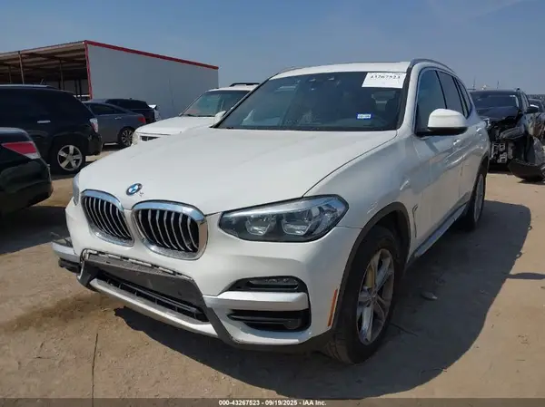 5UXTR7C54KLR46458 2019 BMW X3 - Image 2