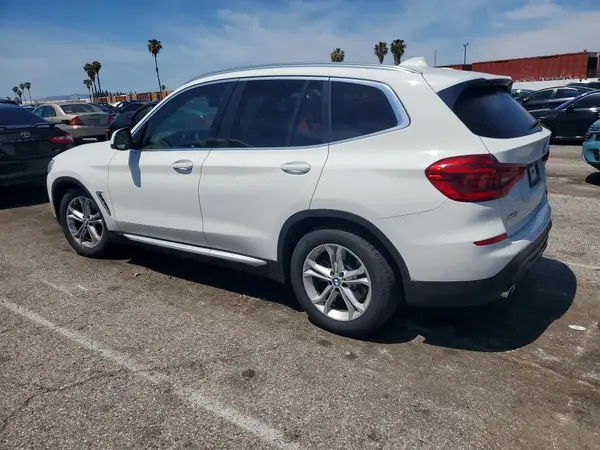 5UXTR7C54KLR46704 2019 BMW X3 - Image 2