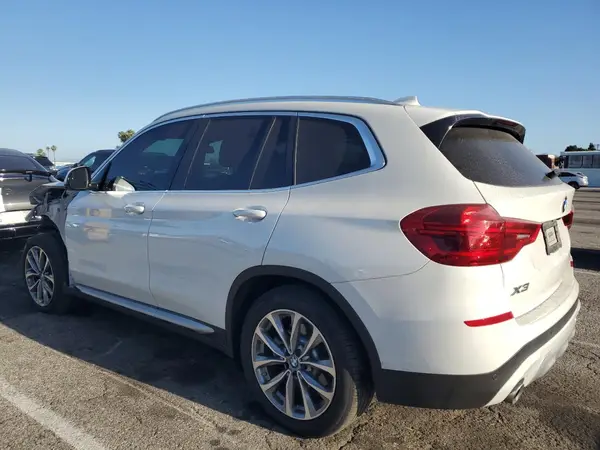 5UXTR7C54KLR49280 2019 BMW X3 - Image 2