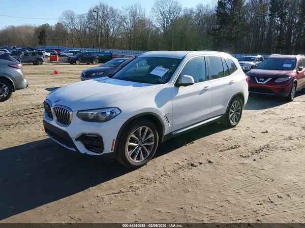 5UXTR7C54KLR50901 2019 BMW X3 - Image 2