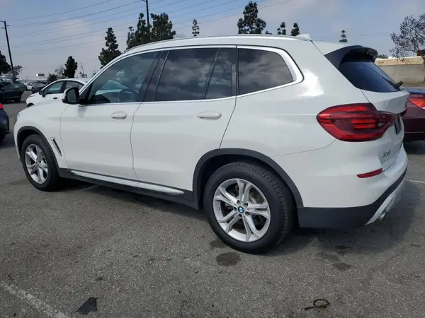 5UXTR7C55KLE93812 2019 BMW X3 - Image 2