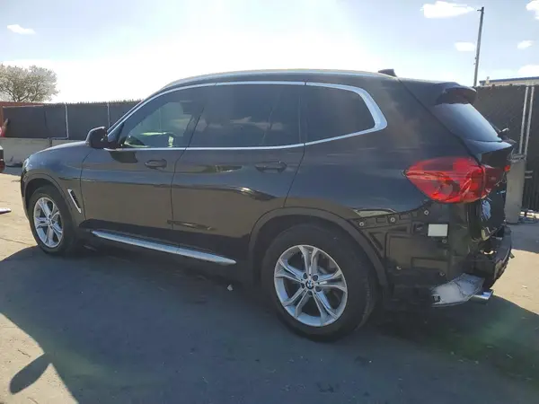 5UXTR7C55KLE93938 2019 BMW X3 - Image 2