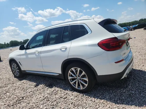 5UXTR7C55KLE94698 2019 BMW X3 - Image 2