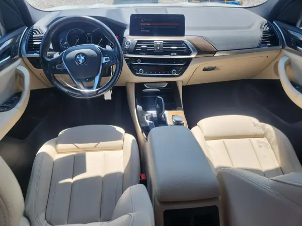 5UXTR7C55KLE94698 2019 BMW X3 - Image 8