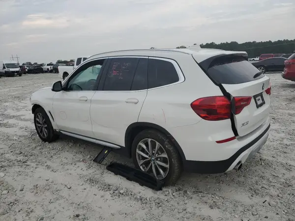 5UXTR7C55KLE96290 2019 BMW X3 - Image 2