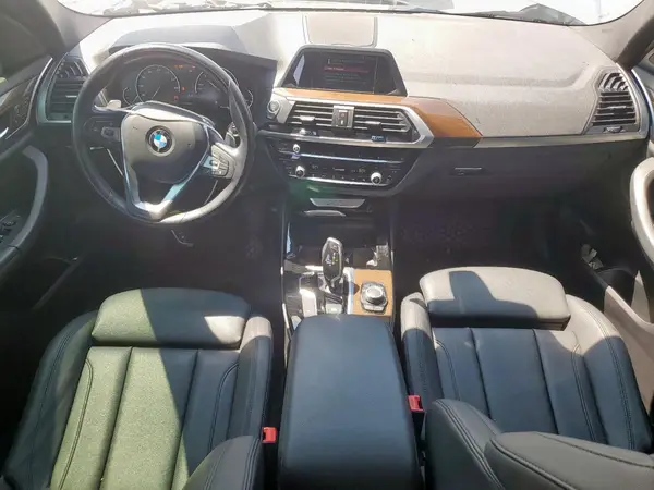 5UXTR7C55KLE97696 2019 BMW X3 - Image 8