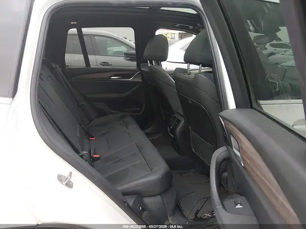 5UXTR7C55KLE97715 2019 BMW X3 - Image 7