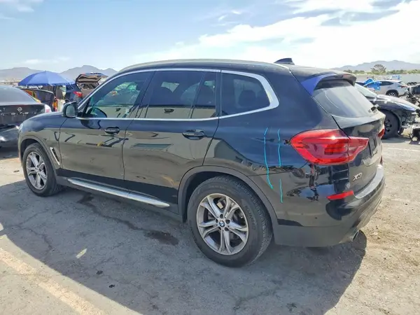 5UXTR7C55KLE98671 2019 BMW X3 - Image 2