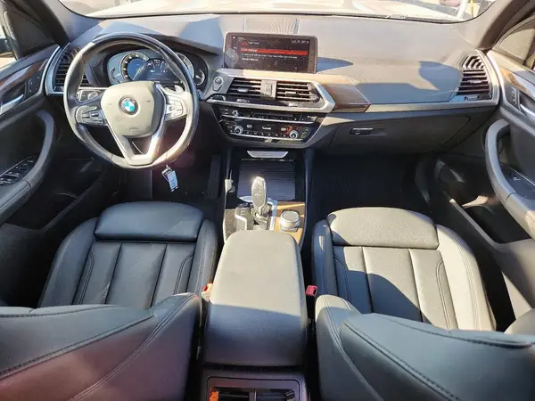 5UXTR7C55KLF24377 2019 BMW X3 - Image 8