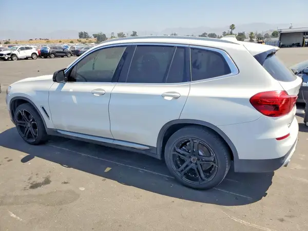 5UXTR7C55KLF24525 2019 BMW X3 - Image 2