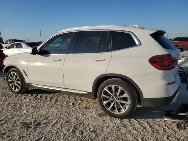5UXTR7C55KLF25304 2019 BMW X3 - Image 2