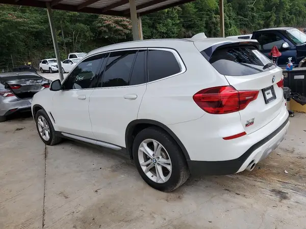 5UXTR7C55KLF27053 2019 BMW X3 - Image 2