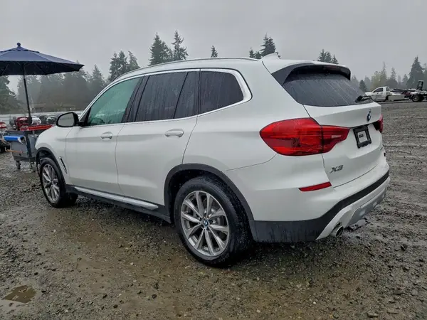 5UXTR7C55KLF27490 2019 BMW X3 - Image 2