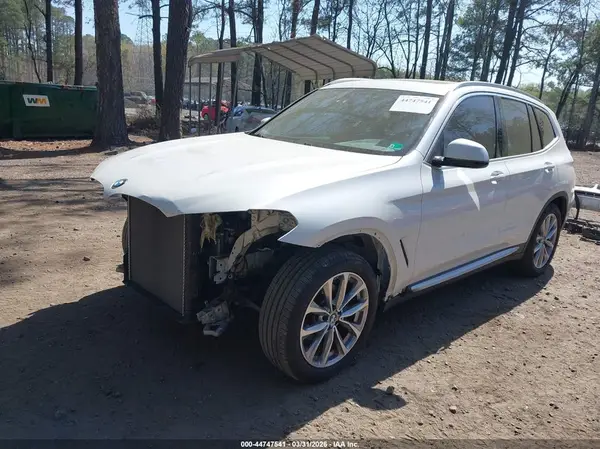 5UXTR7C55KLF30731 2019 BMW X3 - Image 2