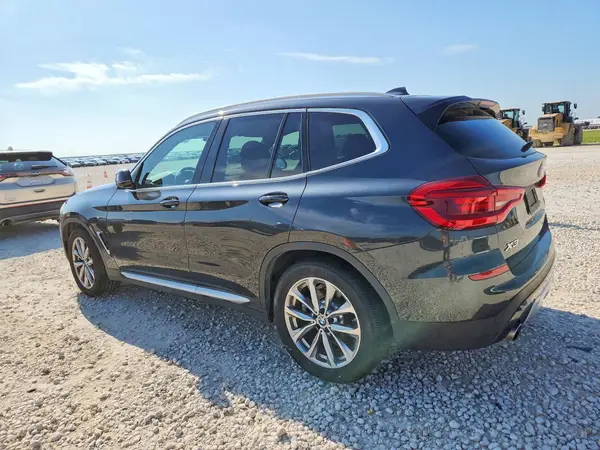5UXTR7C55KLF33399 2019 BMW X3 - Image 2