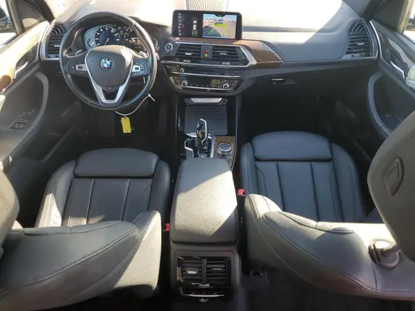 5UXTR7C55KLR43696 2019 BMW X3 - Image 8
