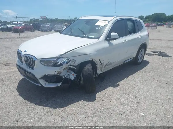 5UXTR7C55KLR47361 2019 BMW X3 - Image 2