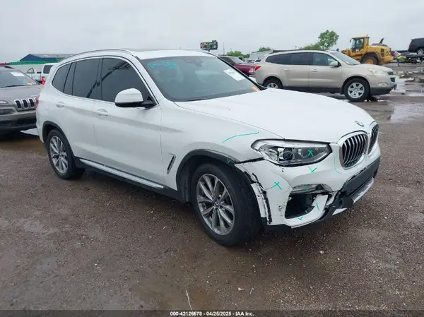 5UXTR7C55KLR47585 2019 BMW X3 - Image 1