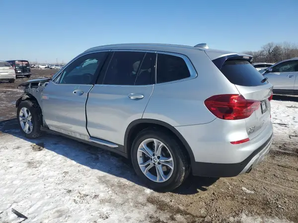 5UXTR7C55KLR50096 2019 BMW X3 - Image 2
