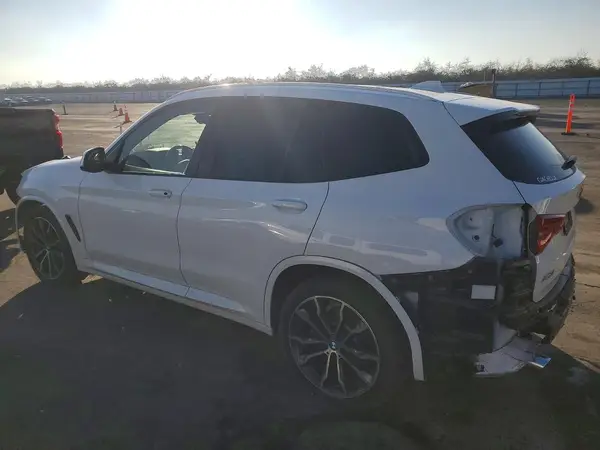 5UXTR7C55KLR50311 2019 BMW X3 - Image 2