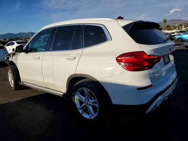 5UXTR7C55KLR50888 2019 BMW X3 - Image 2