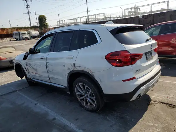 5UXTR7C55KLR51121 2019 BMW X3 - Image 2