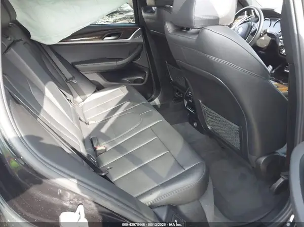5UXTR7C55KLR52995 2019 BMW X3 - Image 8