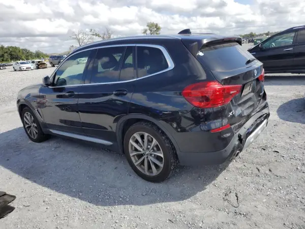 5UXTR7C56KLE88957 2019 BMW X3 - Image 2