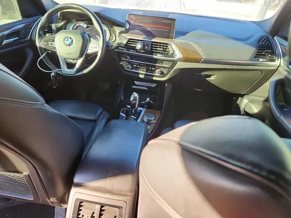 5UXTR7C56KLE93723 2019 BMW X3 - Image 8