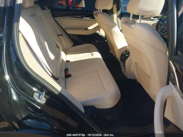 5UXTR7C56KLE94287 2019 BMW X3 - Image 8