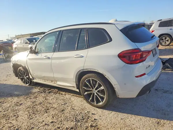 5UXTR7C56KLE98145 2019 BMW X3 - Image 2