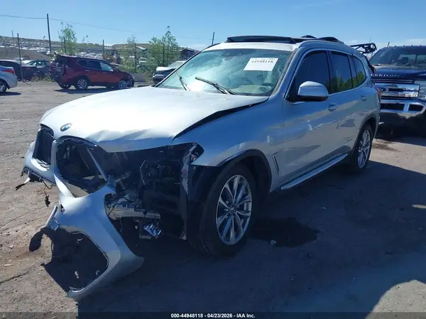 5UXTR7C56KLF25862 2019 BMW X3 - Image 2