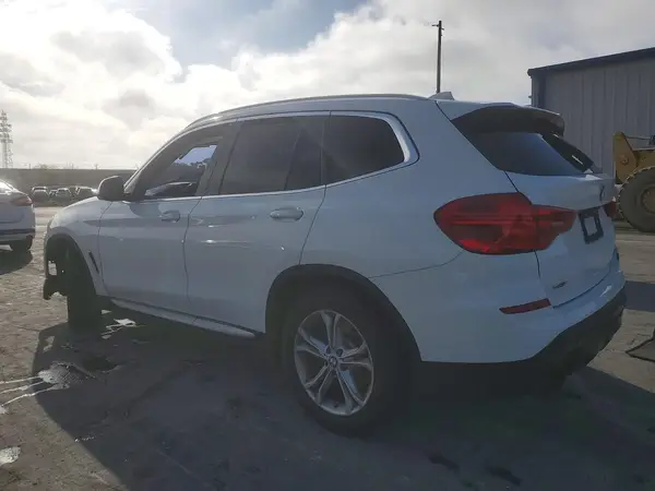 5UXTR7C56KLF26980 2019 BMW X3 - Image 2