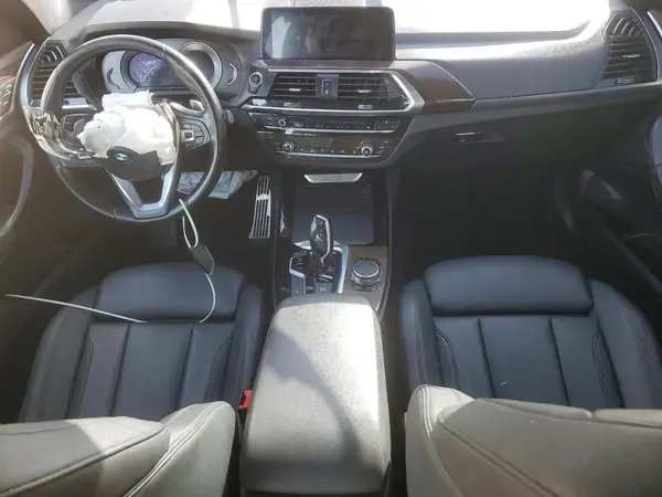 5UXTR7C56KLF26980 2019 BMW X3 - Image 8