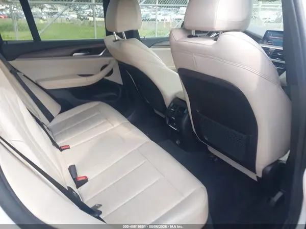 5UXTR7C56KLF32505 2019 BMW X3 - Image 8