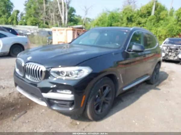 5UXTR7C56KLF34478 2019 BMW X3 - Image 2