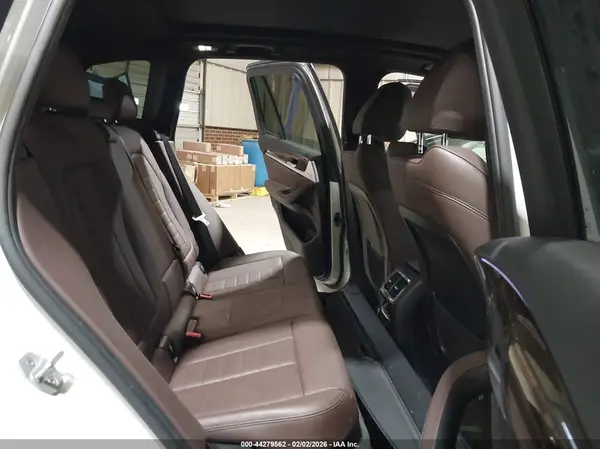 5UXTR7C56KLF36151 2019 BMW X3 - Image 8