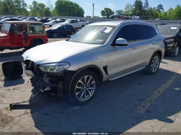 5UXTR7C56KLF37512 2019 BMW X3 - Image 2
