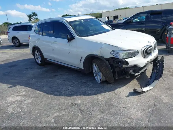 5UXTR7C56KLR43898 2019 BMW X3 - Image 1