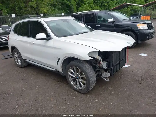 5UXTR7C56KLR47112 2019 BMW X3 - Image 1