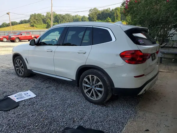5UXTR7C56KLR48650 2019 BMW X3 - Image 2