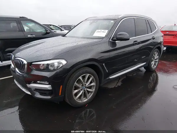 5UXTR7C56KLR48986 2019 BMW X3 - Image 2