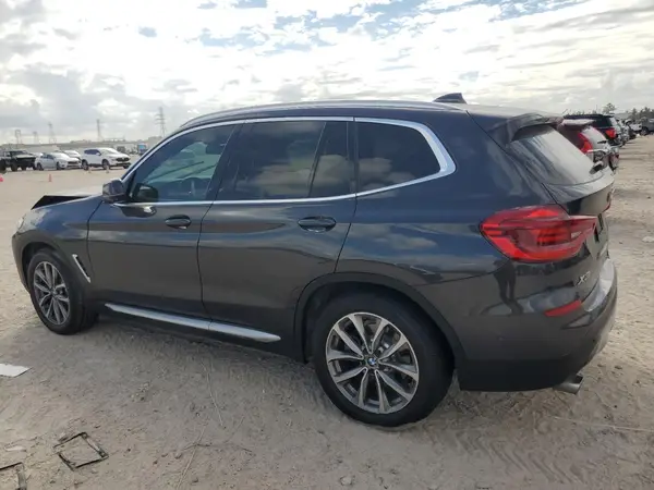 5UXTR7C56KLR50009 2019 BMW X3 - Image 2